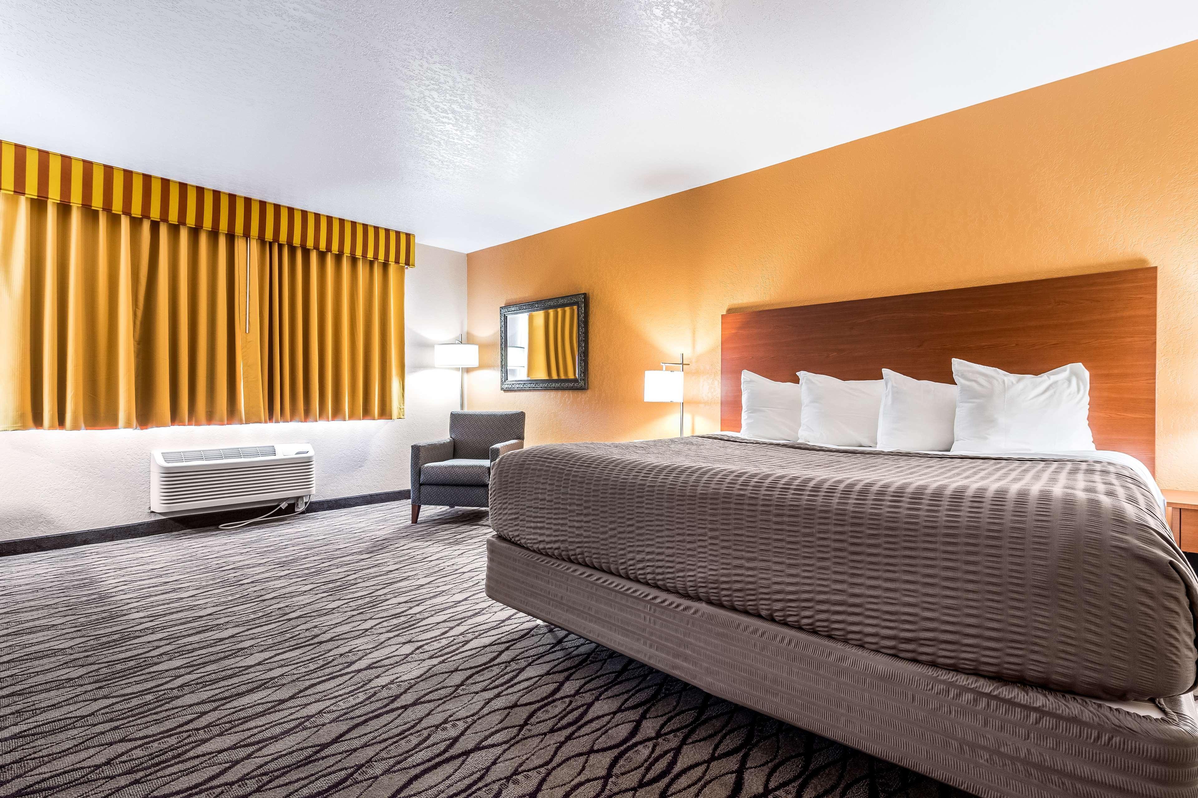 Surestay Hotel By Best Western וונאטצ'י מראה חיצוני תמונה