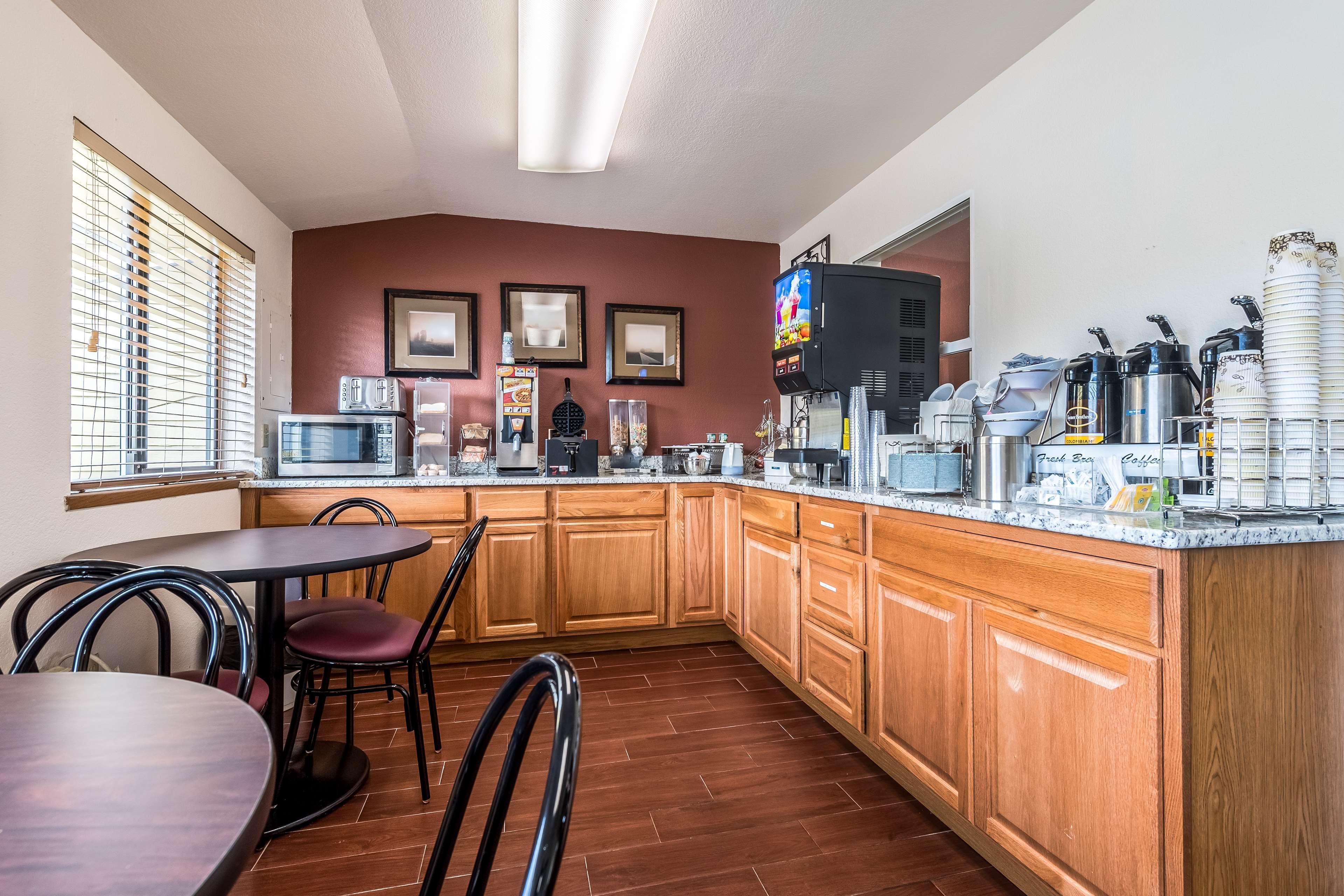 Surestay Hotel By Best Western וונאטצ'י מראה חיצוני תמונה