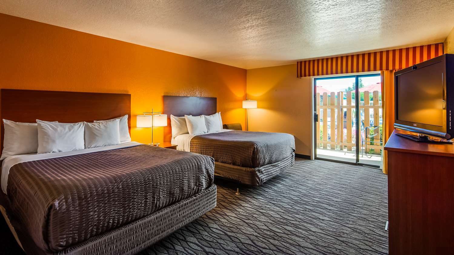 Surestay Hotel By Best Western וונאטצ'י מראה חיצוני תמונה